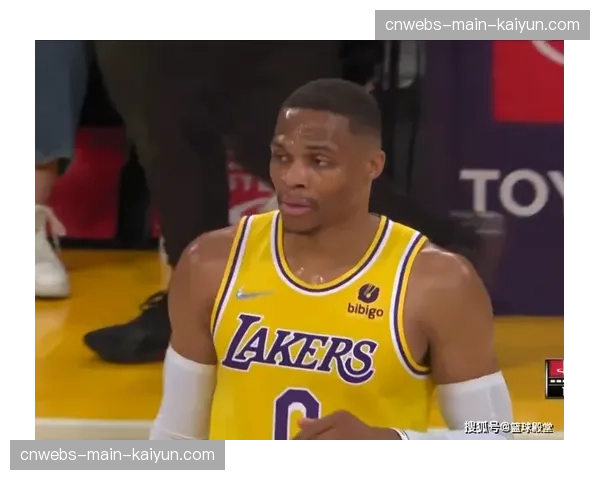 深度分析：防守体系的崩溃——解析湖人三月战绩下滑的核心原因